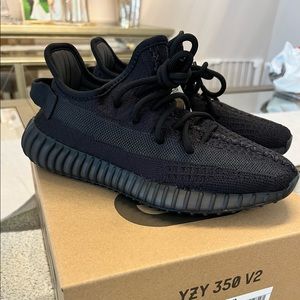 Yeezy 350 V2 sneakers